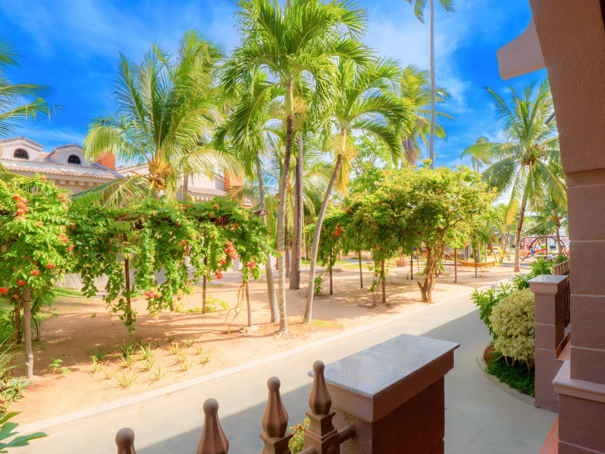Le Viva Resort Mui Ne Phan Thiet Bagian luar foto